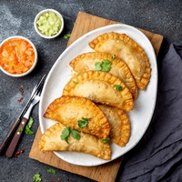 1/2 Docena + 2 Salsas