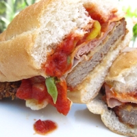 Napolitana Sanguche