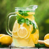 Limonada con Jengibre y Menta Jarra