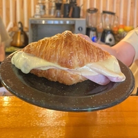 Croissant relleno