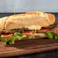 Sandwich milanesa 20 cm + papas